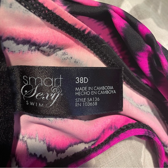 ⭐️4 for $10⭐️ Pink Zebra Print Bikini Top. - Picture 5 of 6